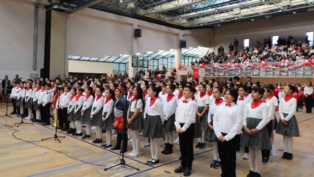 Cumhuriyetimizin 102. Yılı Avcılar'da Büyük Bir Coşkuyla Kutlandı